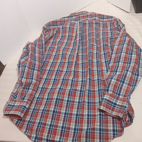 IZOD Size L Lot of 3 Men’s Shirts Long Sleeve Button Up Plaid and Checked - Picture 3 of 12